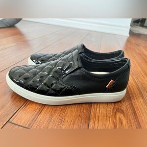 Ecco Black Patent Quilted Slip-On Shoes